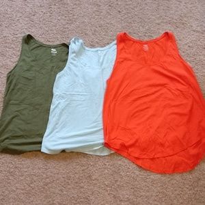 Old Navy tank top bundle